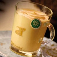 Ciocolata calda Alba densa cu Alune de Padure Arthemia (36 plicuri/35g)